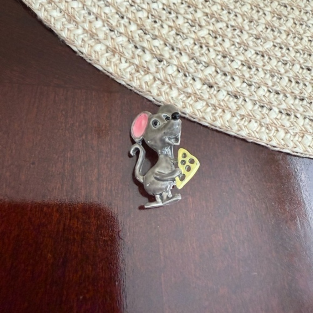 Vintage Mouse Brooch